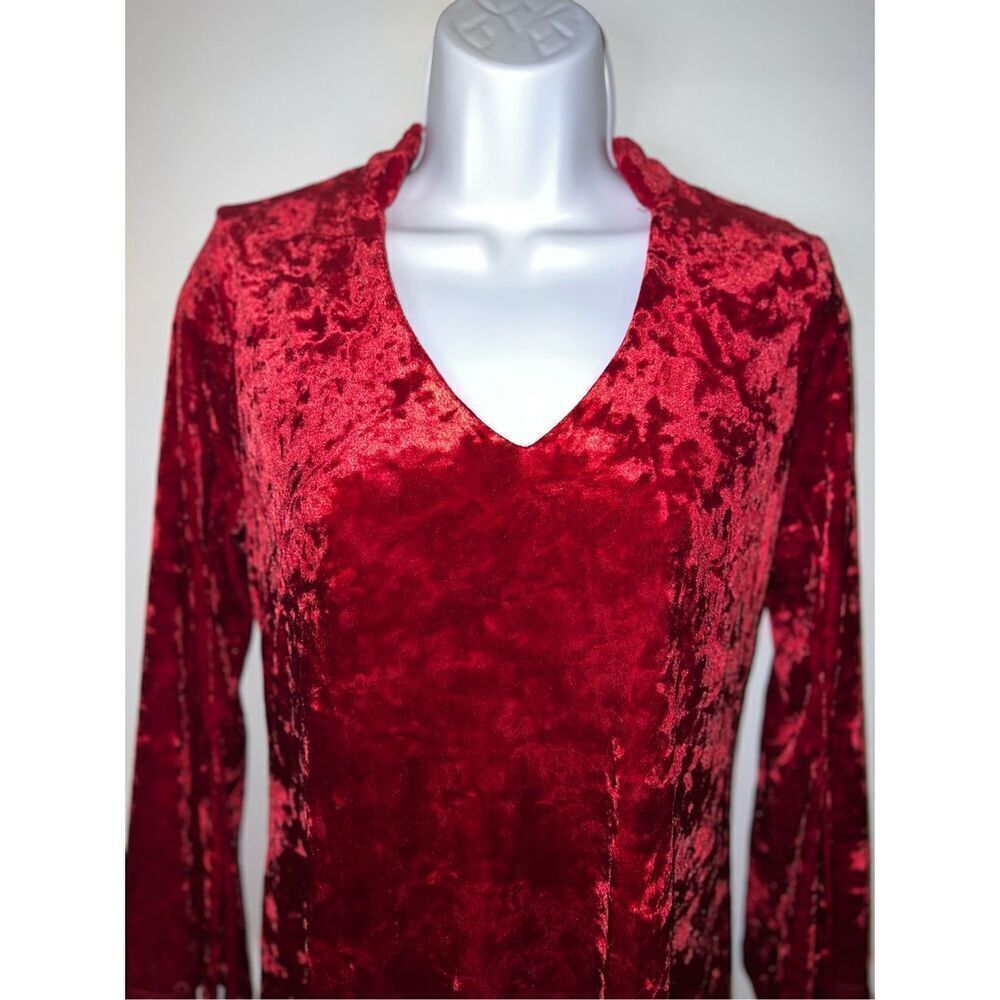 NEW! Women’s Red Crushed Velvet Belle Sleeve Dress 2